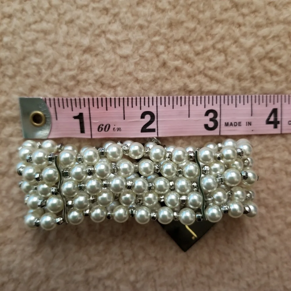Cookie Lee Faux Pearl Multi Strand Stretch Bracelet Silver Tone NWT